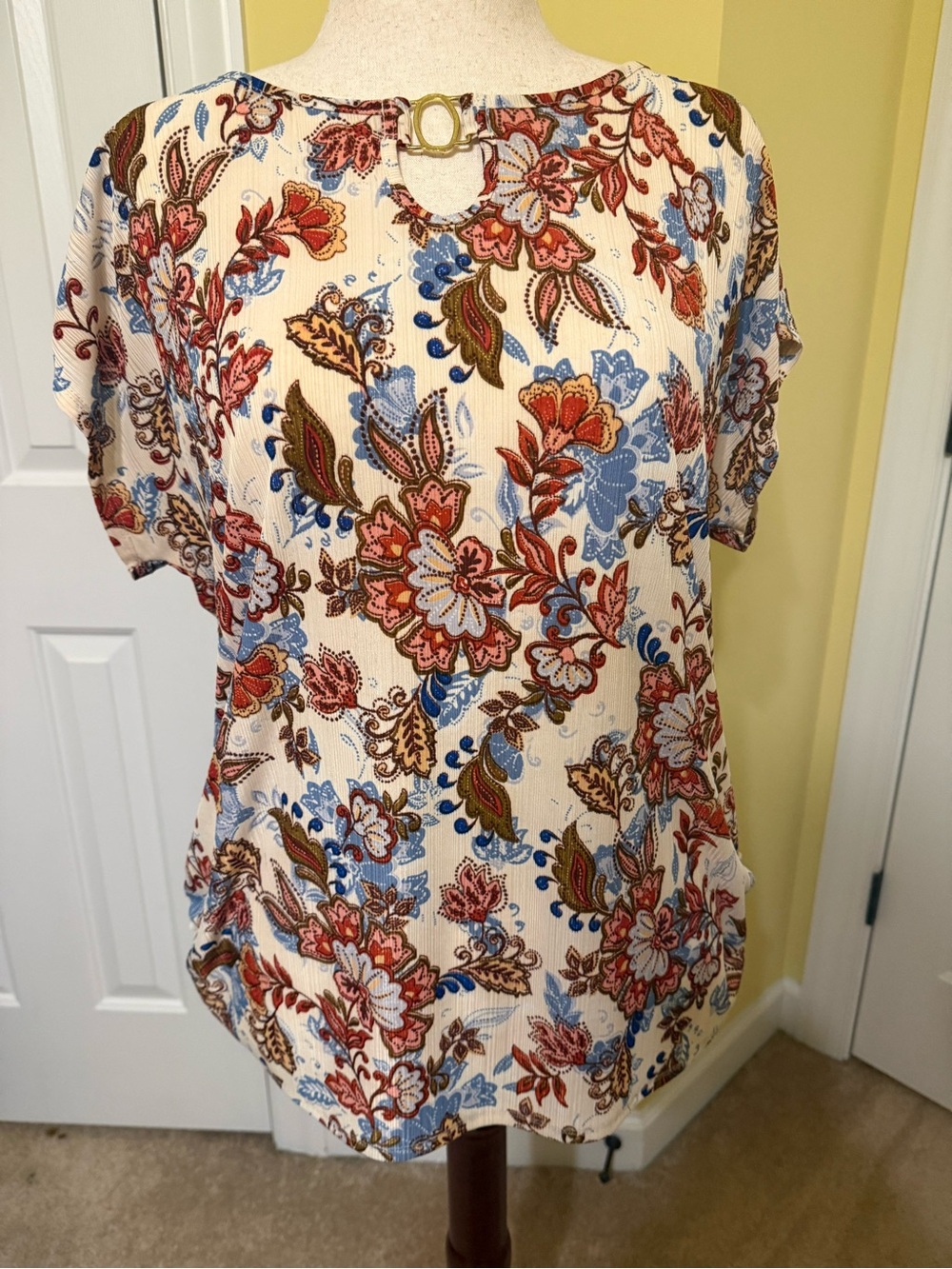Floral Short-Sleeve Blouse in Cream with Blue & Rust Accents